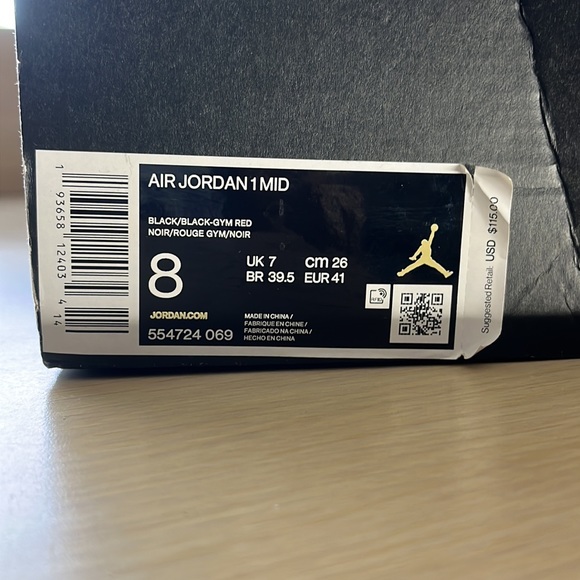 Size 8 - 2020 Jordan 1 Mid Chicago Black Toe‼️ - Picture 4 of 17
